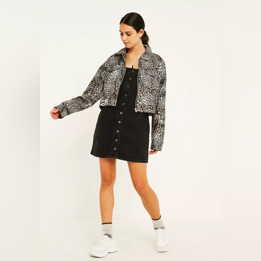 Urban Outfitters UO Black Button-Through Denim
Mini Dress - Picture 16 of 16